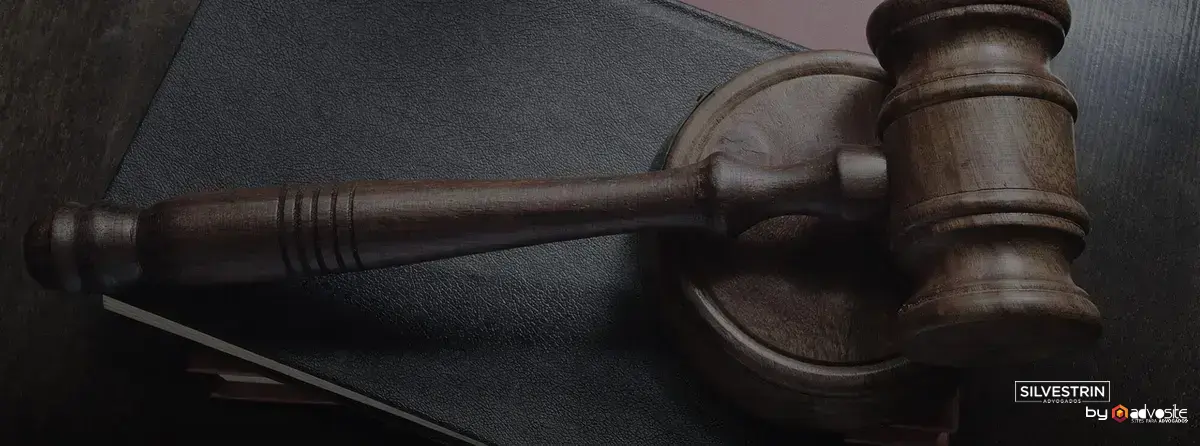 Vantagens e Desvantagens Fiscais para Médicos e Dentistas Vantagens e Desvantagens Fiscais para Médicos e Dentistas